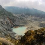 Cerita Tangkuban Perahu: Legenda Sangkuriang dan Asal Usul Gunung di Jawa Barat