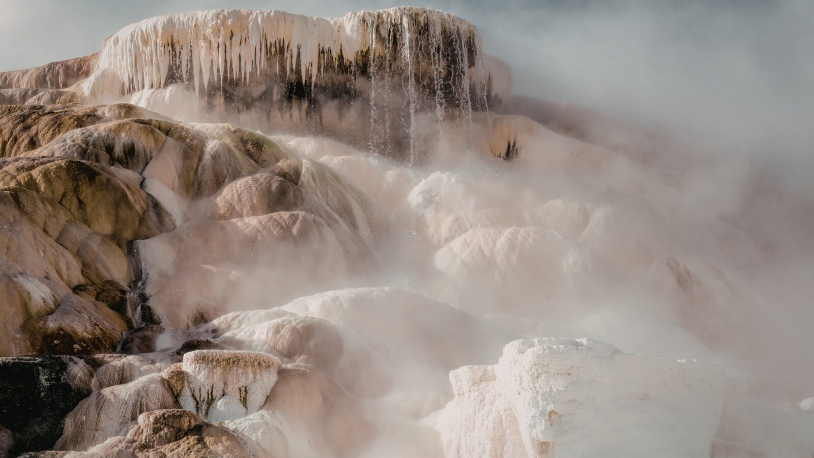 Contoh Mengkristal: Pengertian, Proses, dan Contoh Nyata dalam Kehidupan Sehari-hari