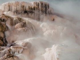 Contoh Mengkristal: Pengertian, Proses, dan Contoh Nyata dalam Kehidupan Sehari-hari