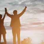 Euforia Adalah: Arti, Penyebab, dan Dampaknya dalam Kehidupan Sehari-hari