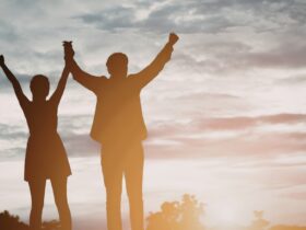 Euforia Adalah: Arti, Penyebab, dan Dampaknya dalam Kehidupan Sehari-hari