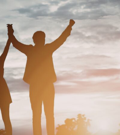 Euforia Adalah: Arti, Penyebab, dan Dampaknya dalam Kehidupan Sehari-hari