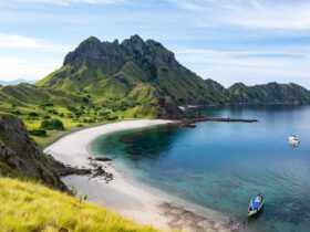Pulau Padar Pesona Alam Nusa Tenggara Timur Rute Harga Tiket dan Tips Liburan