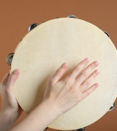 Rebana Adalah Alat Musik Tradisional Sejarah Jenis dan Cara Memainkannya