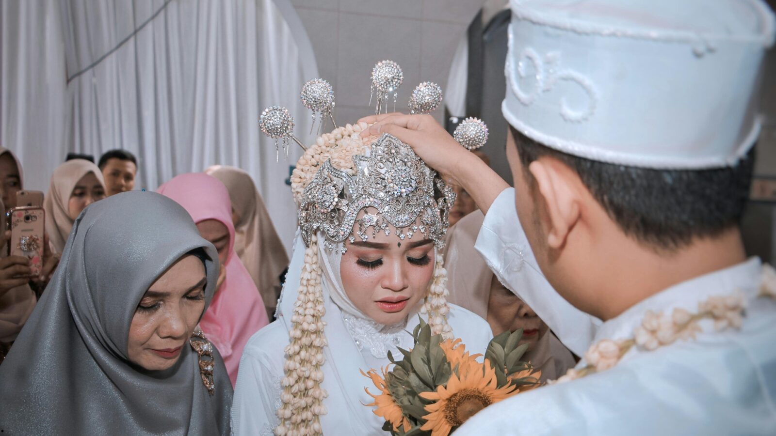 Tujuan Pernikahan Menurut Hukum dan Agama di Indonesia