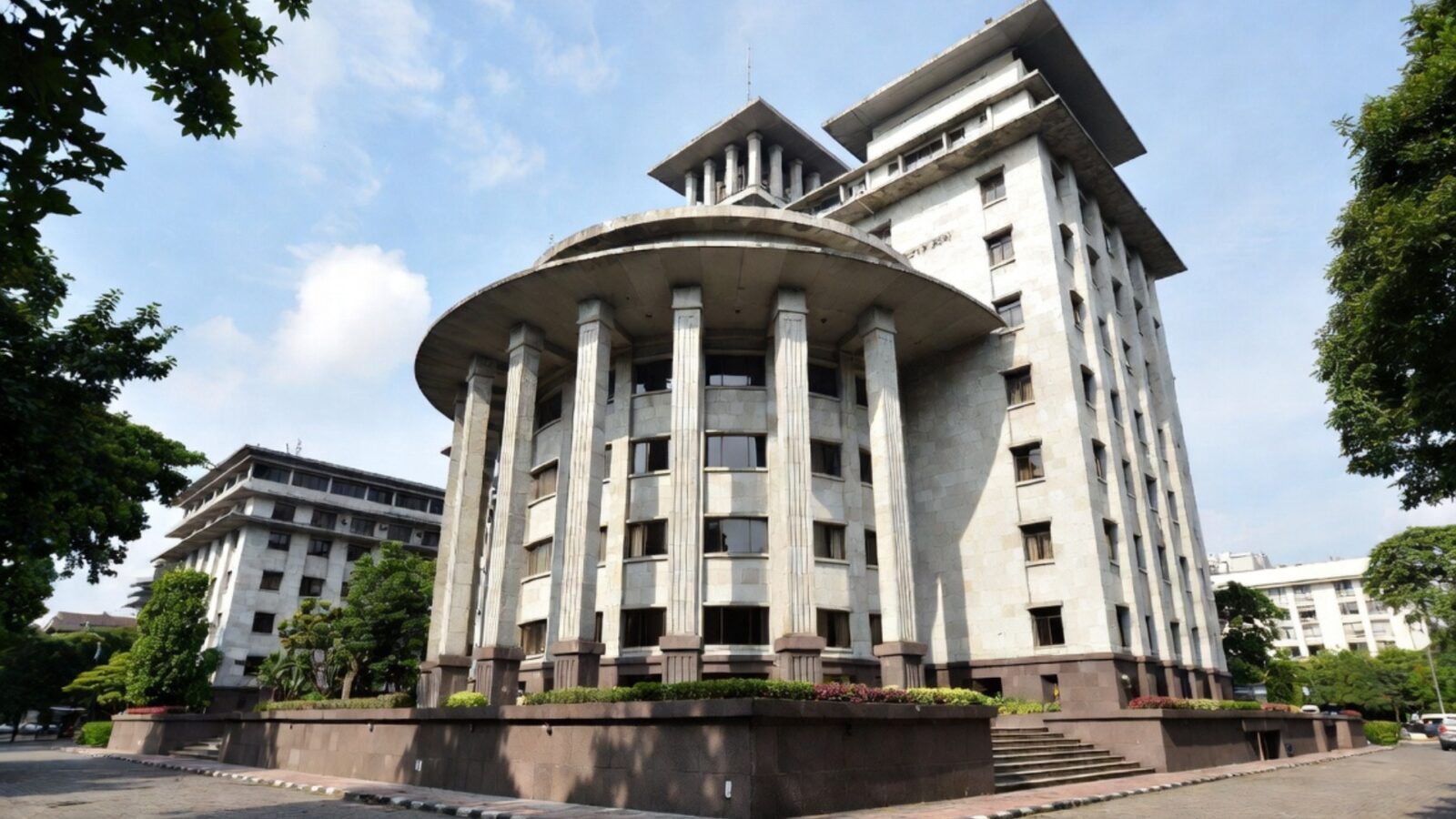 Wisma Bumi Putera Lokasi, Sejarah, dan Fungsi Gedung Ikonik di Jakarta
